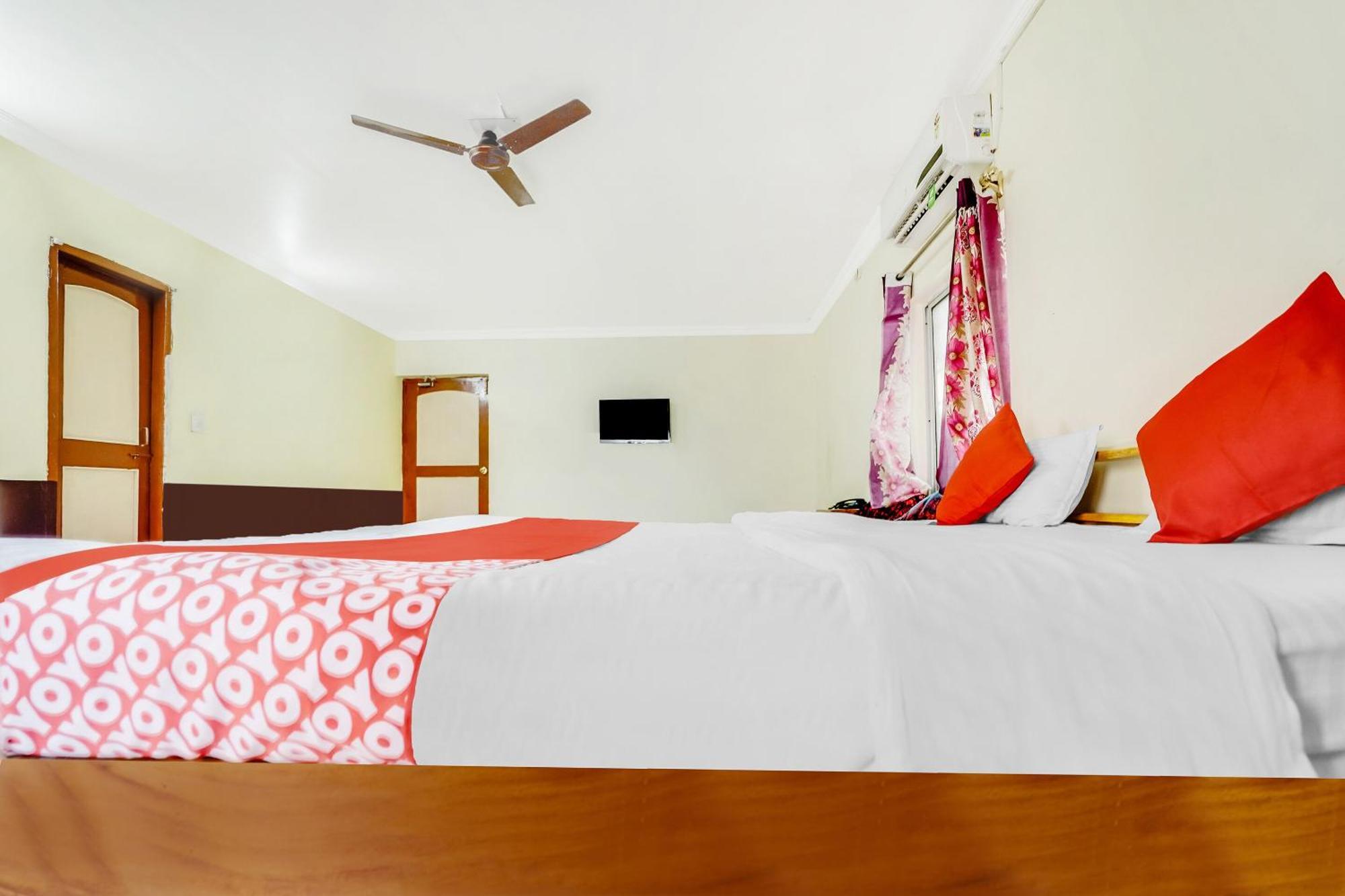 Oyo Flagship 9009 Tc Guest House 부바네스 외부 사진